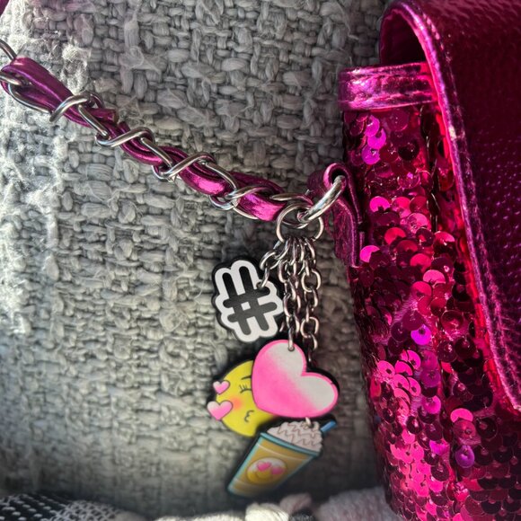 Justice pink sparkle initial "R" purse - Picture 3 of 4